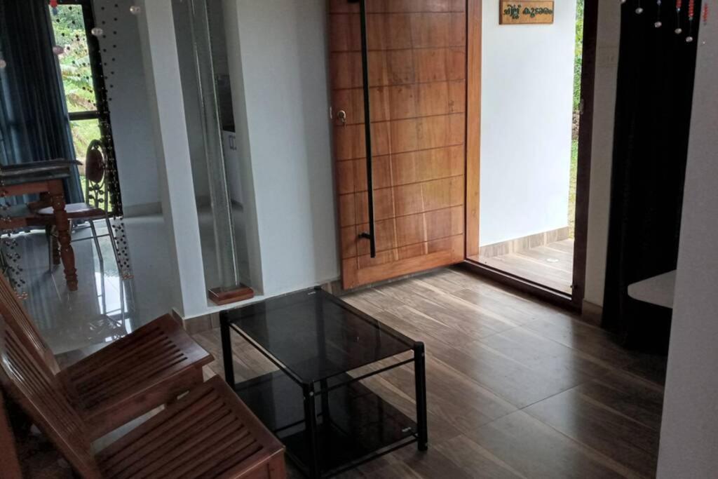 Farmstay In ചില്ലുകൂടാരം At Les Domki Et Al. 瓦加蒙 外观 照片